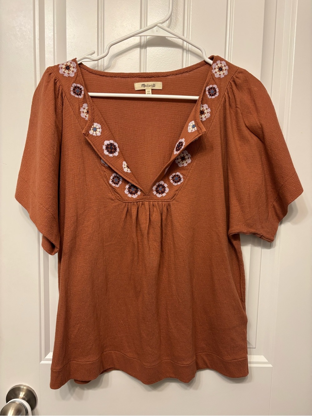 Madewell Flowy Top Size XS. Fits like a S/M